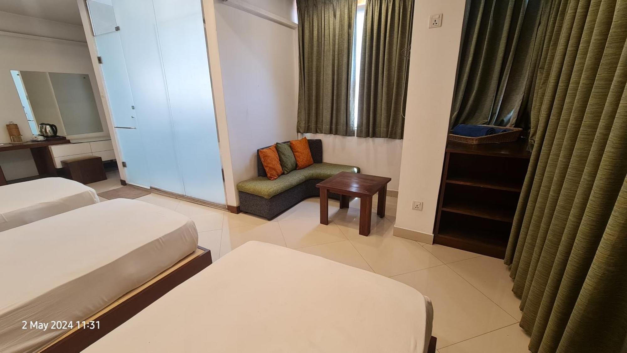 Quick Stop Inn Kandy Zewnętrze zdjęcie